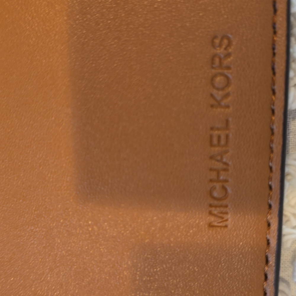 Michael Kors Monogram Passport/Card Holder - Picture 3 of 7